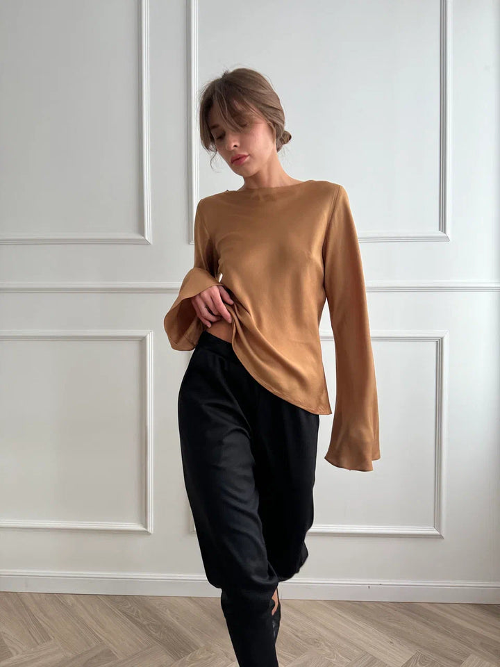 Soft Silhouette Blouse