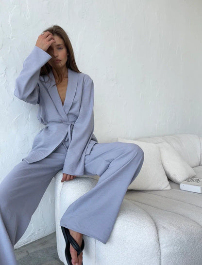 The Soft Structure Suit